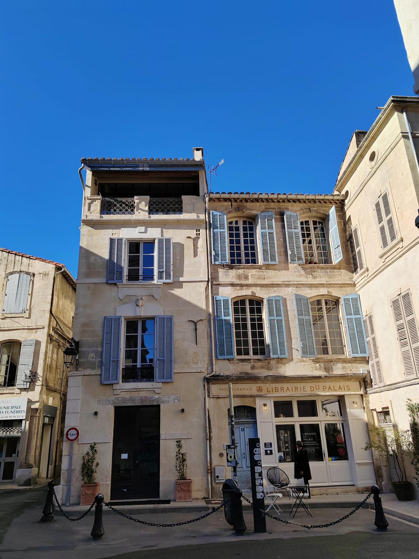 Le Cabinet à Arles